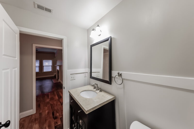 1,810/Mo, 141 Stonebriar Dr Calera, AL 35040 Bathroom View 2