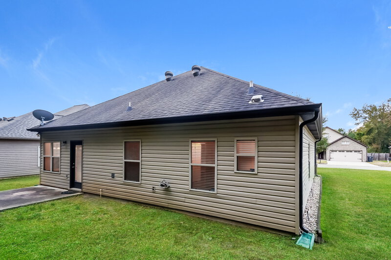 1,810/Mo, 141 Stonebriar Dr Calera, AL 35040 Rear View 2