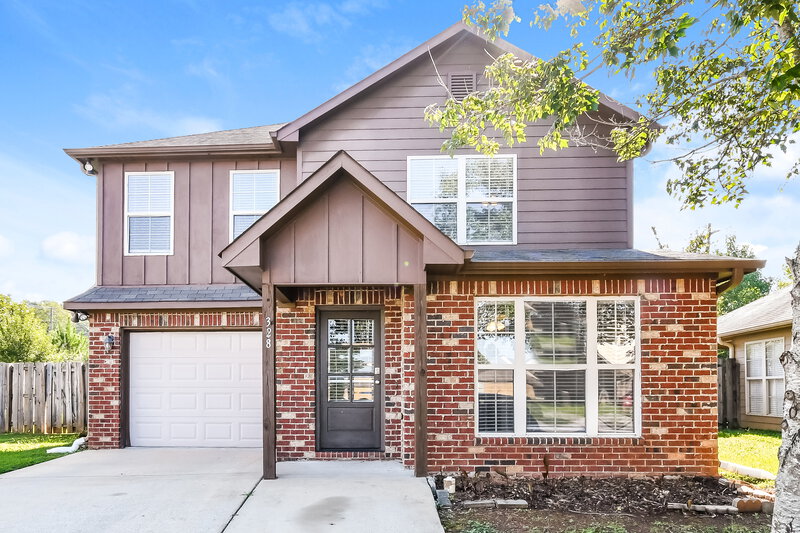 1,390/Mo, 328 Union Station Way Calera, AL 35040 External View