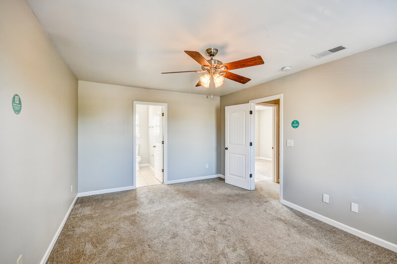 1,390/Mo, 328 Union Station Way Calera, AL 35040 Main Bedroom View