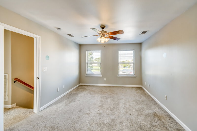 1,390/Mo, 328 Union Station Way Calera, AL 35040 Main Bedroom View 2