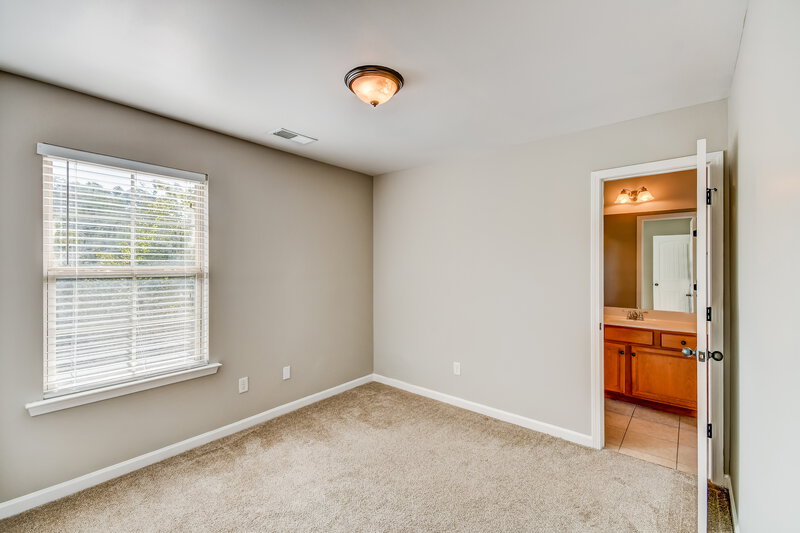 1,390/Mo, 328 Union Station Way Calera, AL 35040 Bedroom View