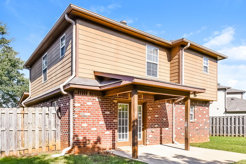 1,390/Mo, 328 Union Station Way Calera, AL 35040 Rear View 2