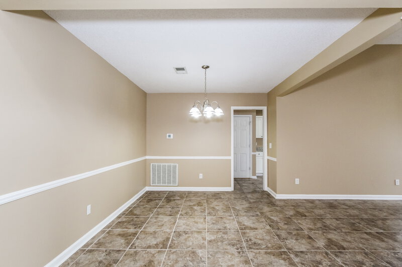 1,785/Mo, 8036 Rockhampton Circle Helena, AL 35080 Dining Room View 2