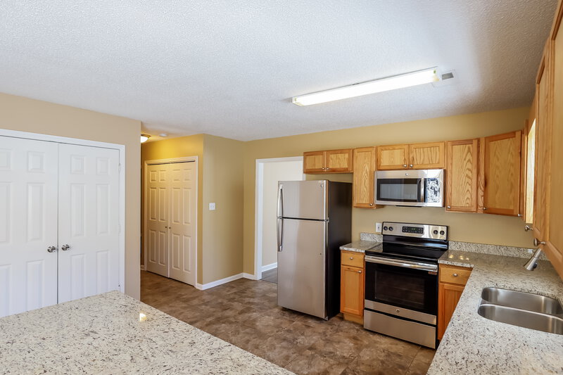 1,740/Mo, 104 Stonehaven Dr Pelham, AL 35124 Misc View 8