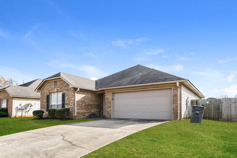 1,685/Mo, 5206 Gayle Ln Bessemer, AL 35023 Front View