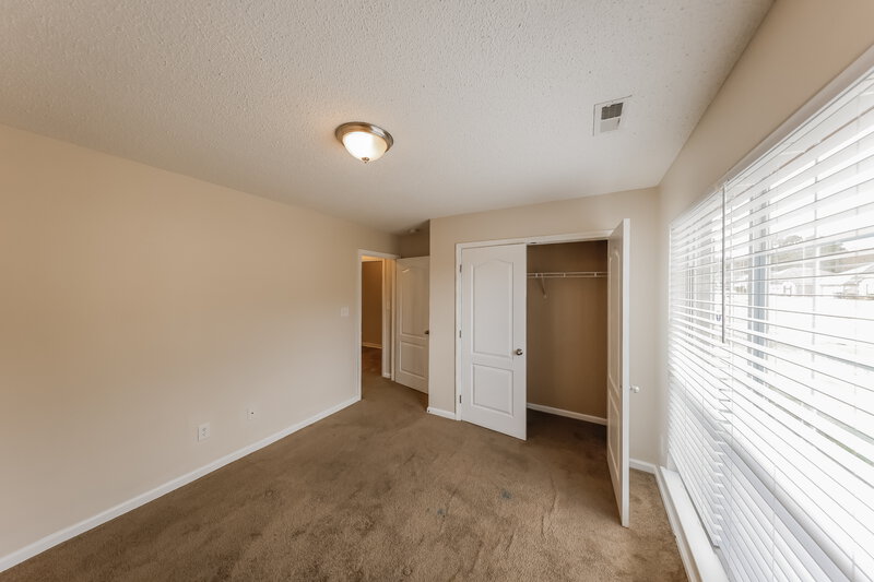 1,685/Mo, 5206 Gayle Ln Bessemer, AL 35023 Bedroom View 2