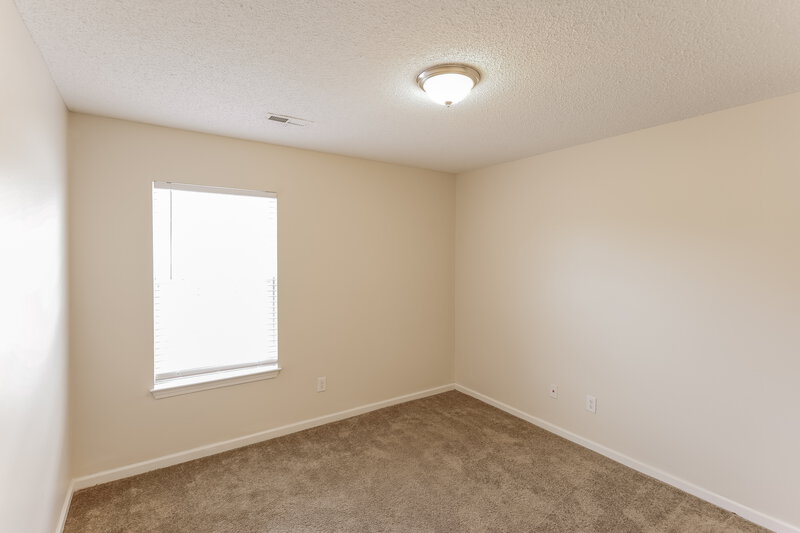 1,685/Mo, 5206 Gayle Ln Bessemer, AL 35023 Bedroom View 3