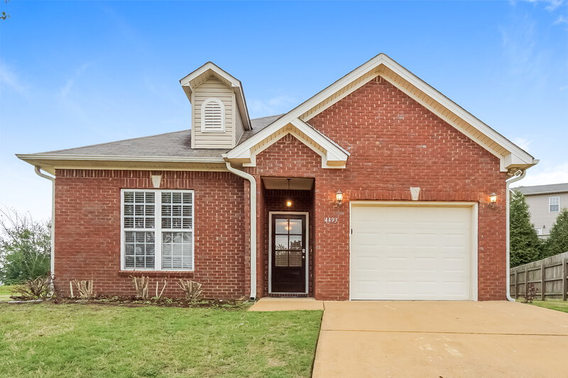 1,775/Mo, 4493 Canterbury St Mount Olive, AL 35117 External View