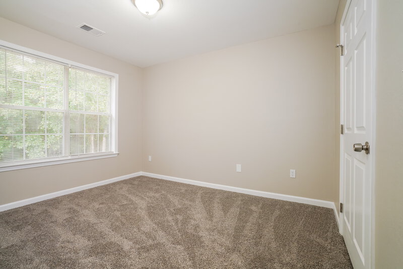 1,950/Mo, 2250 Russet Meadows Terrace Birmingham, AL 35244 Misc View 12