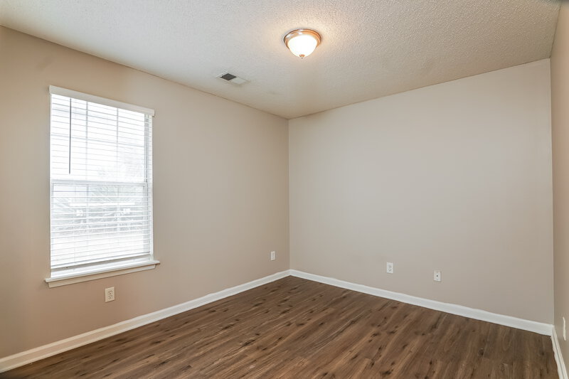 2,070/Mo, 715 Claiborne St Helena, AL 35080 Bedroom View 2
