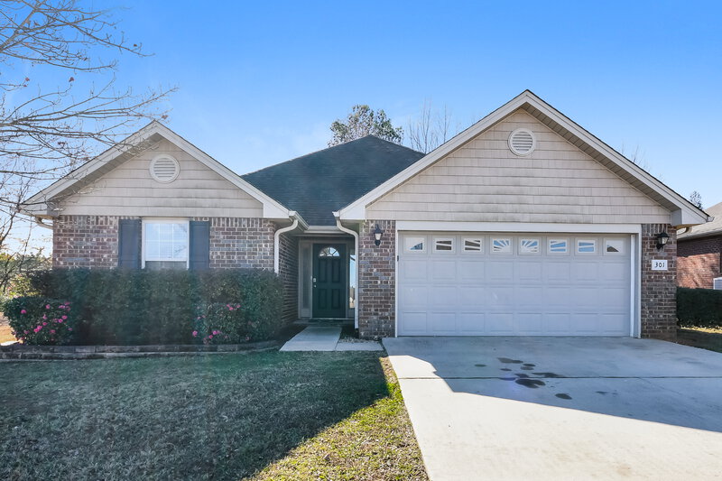 1,680/Mo, 301 Crisfield Circle Alabaster, AL 35007 External View