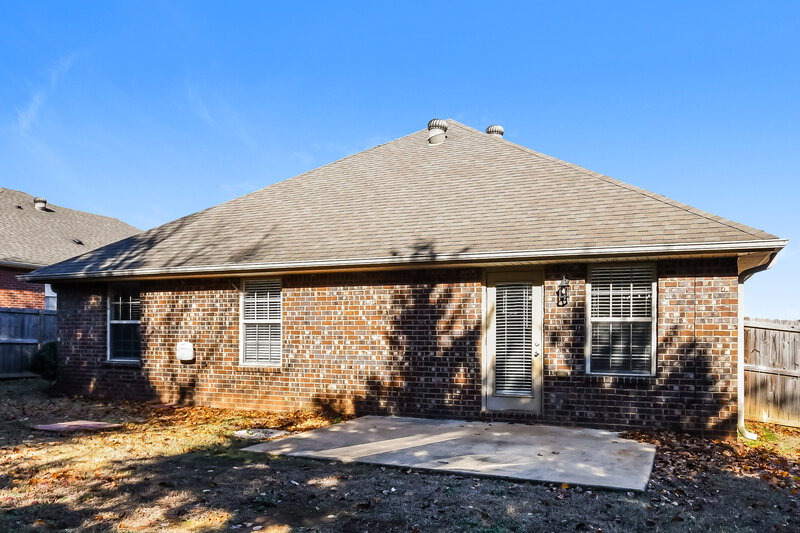 1,680/Mo, 301 Crisfield Circle Alabaster, AL 35007 Rear View