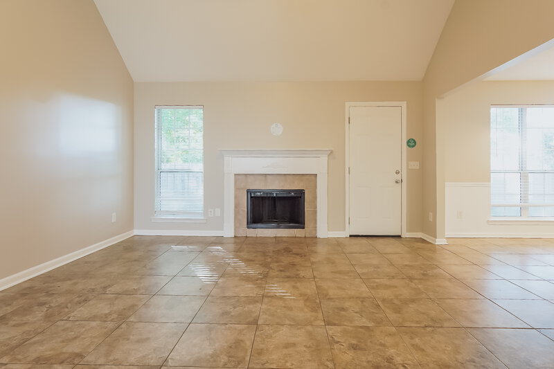 2,105/Mo, 8028 Rockhampton Circle Helena, AL 35080 Living Room View