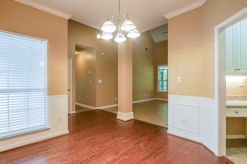 2,800/Mo, 725 Claiborne St Helena, AL 35080 Dining Room View