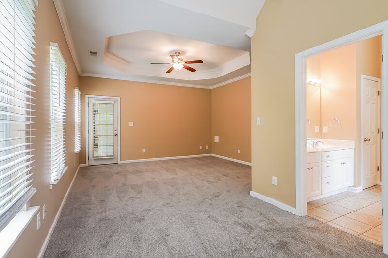 2,800/Mo, 725 Claiborne St Helena, AL 35080 Main Bedroom View 2