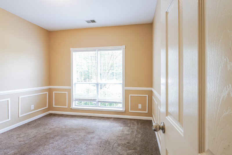 2,800/Mo, 725 Claiborne St Helena, AL 35080 Bedroom View