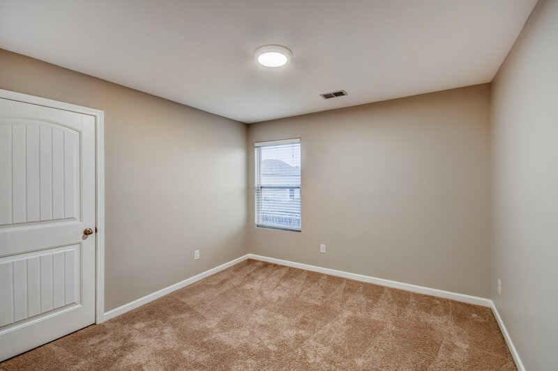 2,780/Mo, 116 Rosegate Dr Calera, AL 35040 Bedroom View 2