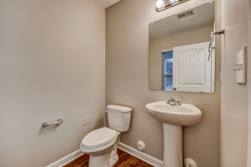 2,780/Mo, 116 Rosegate Dr Calera, AL 35040 Powder Room View