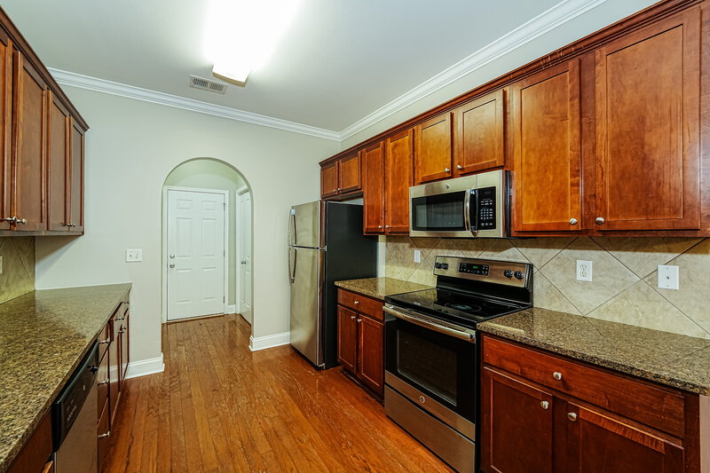 2,075/Mo, 1140 Overlook Dr Trussville, AL 35173 Kitchen View