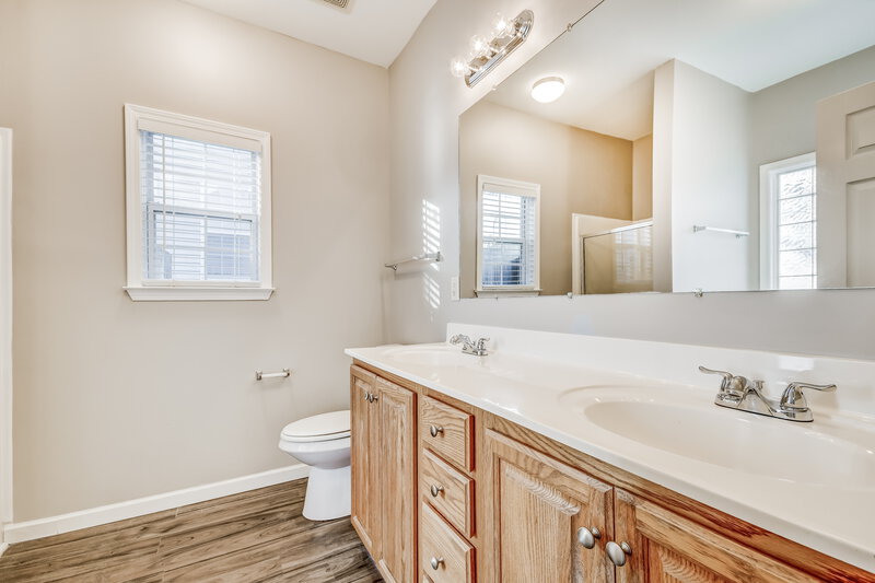 1,765/Mo, 216 Tocoa Circle Helena, AL 35080 Main Bathroom View 2