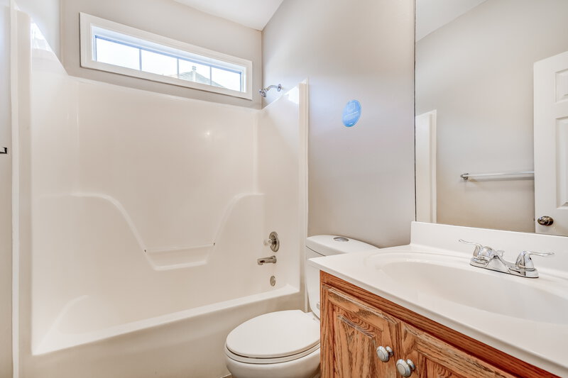 1,765/Mo, 216 Tocoa Circle Helena, AL 35080 Bathroom View