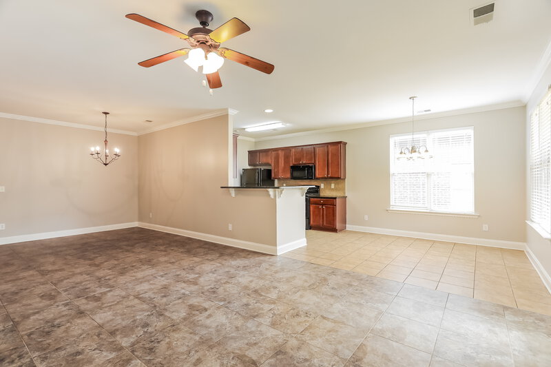 1,900/Mo, 2150 Overlook Pl Trussville, AL 35173 Living Room View