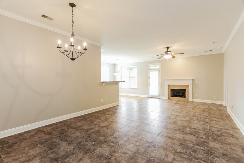 1,900/Mo, 2150 Overlook Pl Trussville, AL 35173 Dining Room View 3