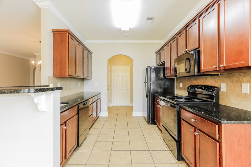 1,900/Mo, 2150 Overlook Pl Trussville, AL 35173 Kitchen View
