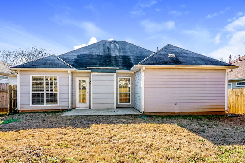 1,600/Mo, 4025 Cambridge Dr Moody, AL 35004 Rear View