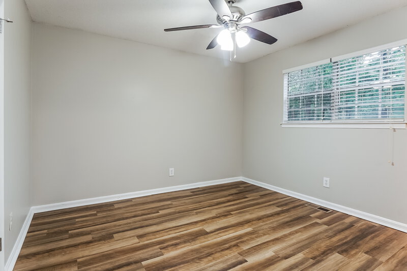 1,455/Mo, 3034 Debra Drive Fultondale, AL 35068 Main Bedroom View