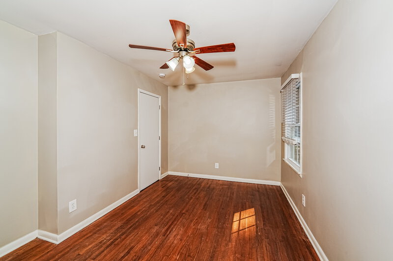 1,565/Mo, 809 Hagwood Rd Birmingham, AL 35235 Main Bedroom View