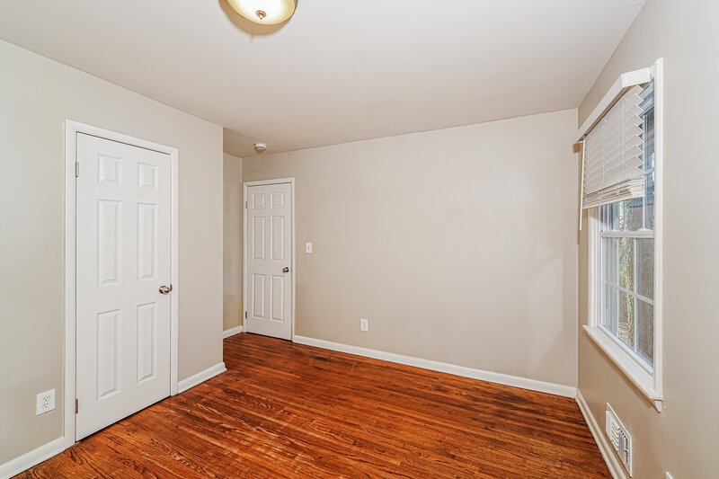 1,565/Mo, 809 Hagwood Rd Birmingham, AL 35235 Bedroom View 2
