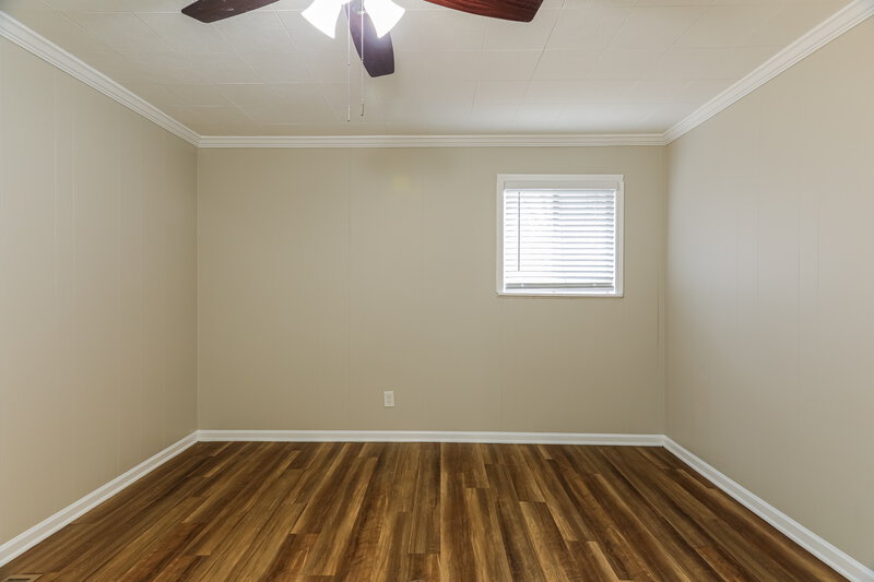 1,425/Mo, 1217 Turf Dr Birmingham, AL 35215 Main Bedroom View 2