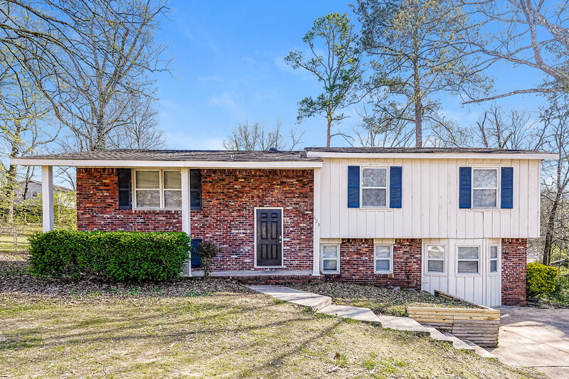 2,340/Mo, 629 16th Terr Circle NW Birmingham, AL 35215 External View