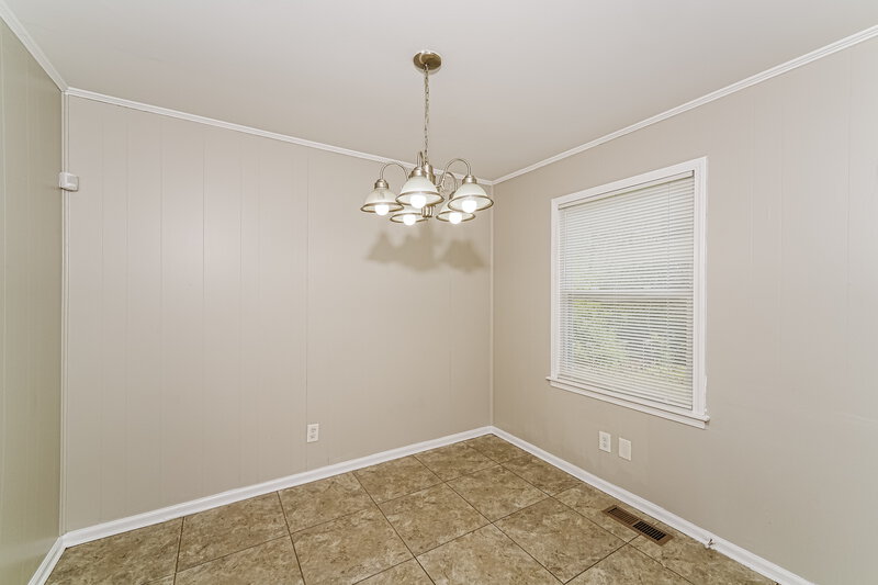 2,340/Mo, 629 16th Terr Circle NW Birmingham, AL 35215 Dining Room View