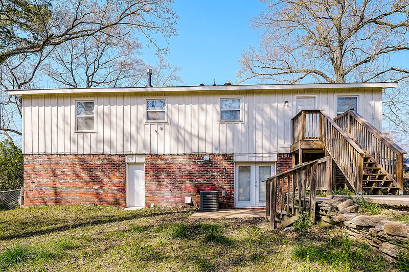2,340/Mo, 629 16th Terr Circle NW Birmingham, AL 35215 Rear View