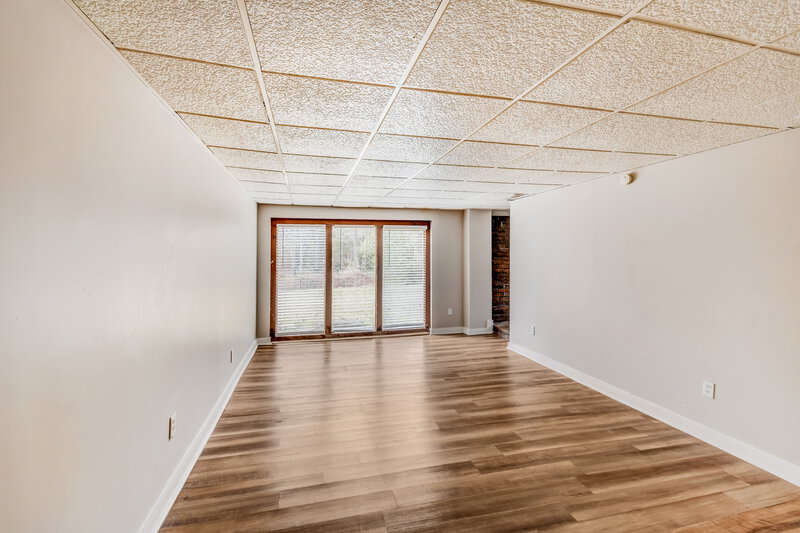 1,375/Mo, 5072 Oak Leaf Circle Adamsville, AL 35005 Bonus Room View