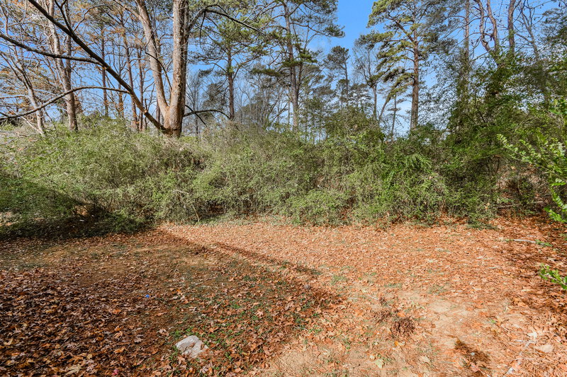 1,375/Mo, 5072 Oak Leaf Circle Adamsville, AL 35005 Rear View 2