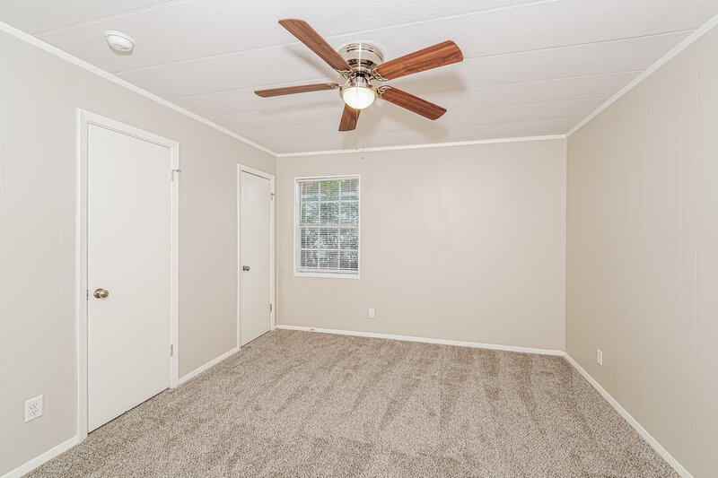 1,285/Mo, 1732 6th Street NW Center Point, AL 35215 Main Bedroom View
