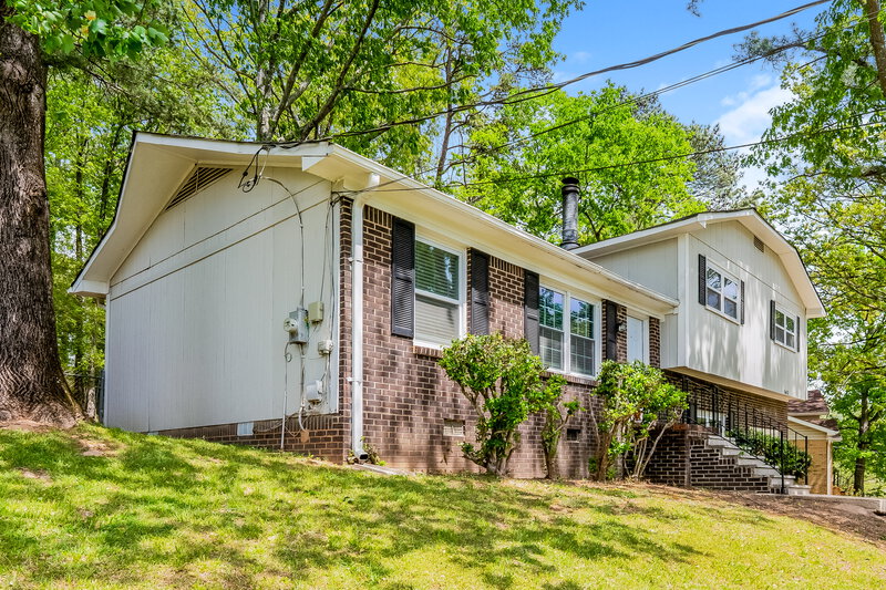 1,595/Mo, 1612 5th Pl NW Birmingham, AL 35215 Front View