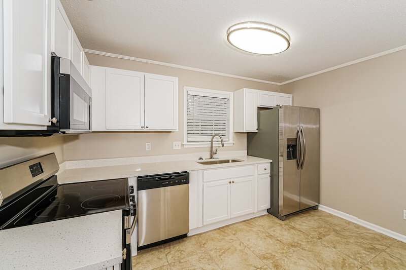 1,600/Mo, 1132 Corvair Cir Birmingham, AL 35235 Kitchen View