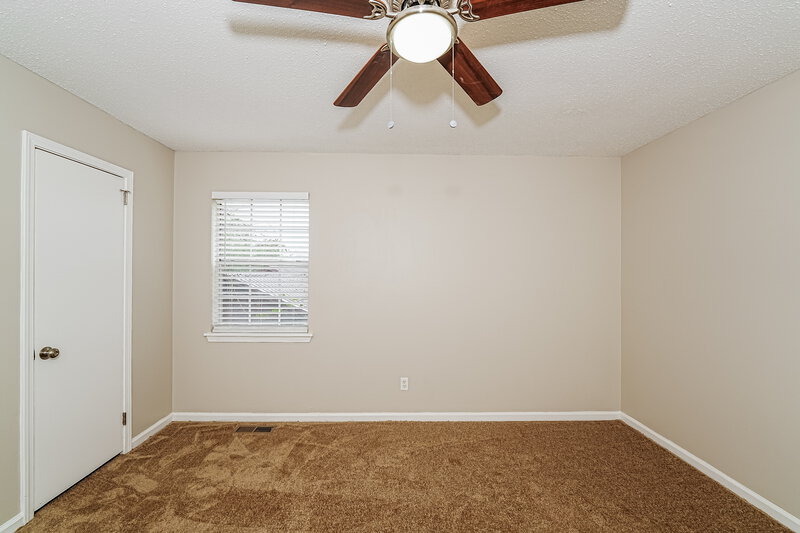 1,600/Mo, 1132 Corvair Cir Birmingham, AL 35235 Main Bedroom View