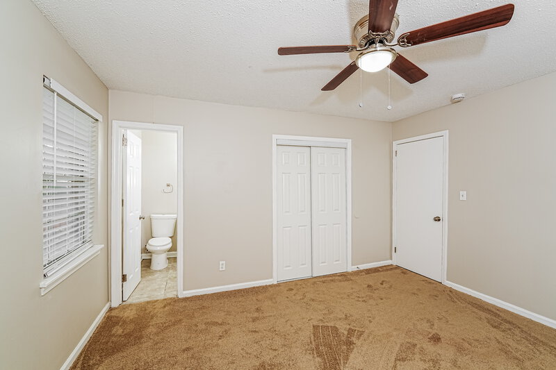 1,600/Mo, 1132 Corvair Cir Birmingham, AL 35235 Main Bedroom View 2