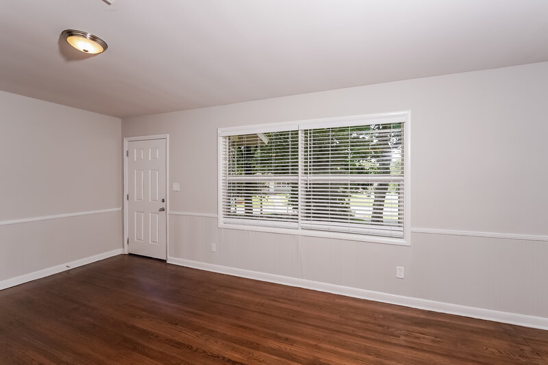 1,675/Mo, 432 16th Ave NW Birmingham, AL 35215 Living Room View