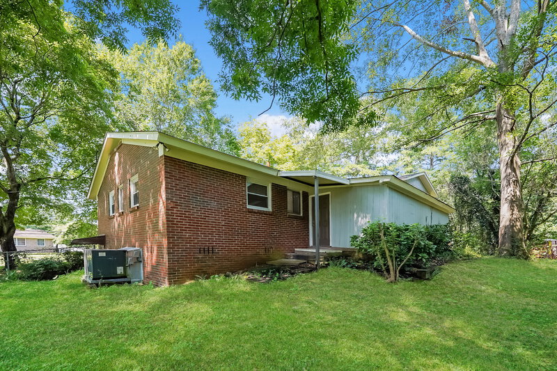1,675/Mo, 432 16th Ave NW Birmingham, AL 35215 Rear View