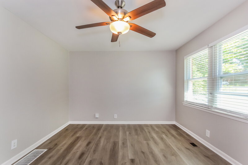 1,525/Mo, 201 Beechwood Drive Bessemer, AL 35023 Living Room View