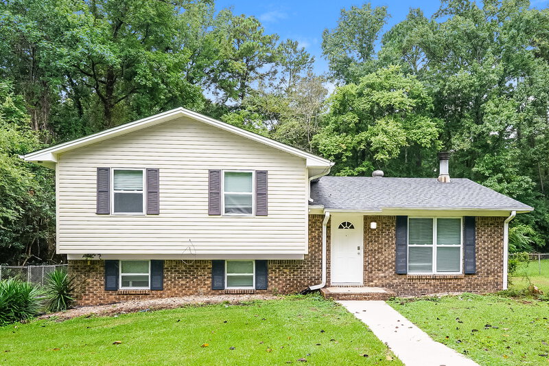 1,280/Mo, 3015 Summit Ridge Dr Adamsville, AL 35005 External View