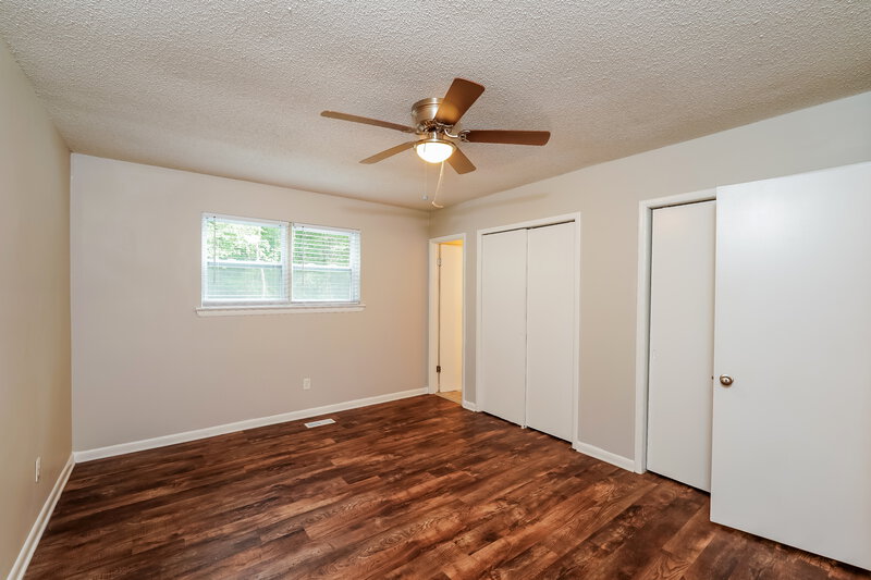 1,280/Mo, 3015 Summit Ridge Dr Adamsville, AL 35005 Main Bedroom View