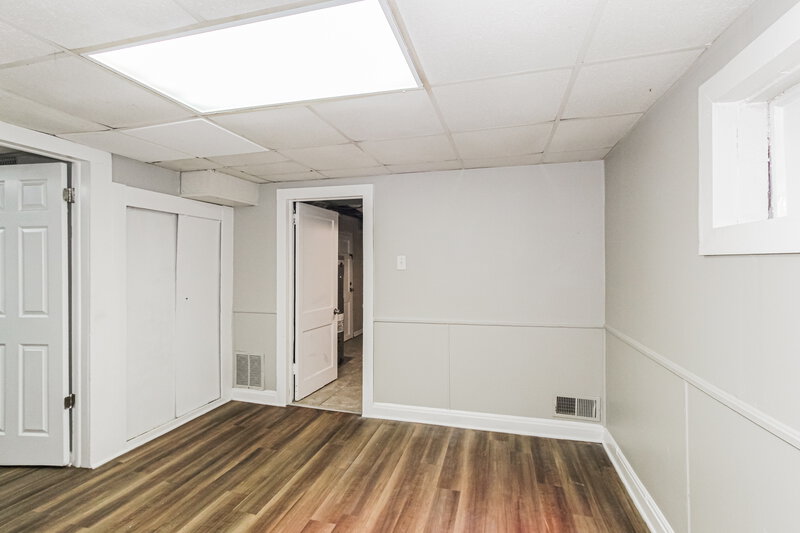 1,145/Mo, 960 7th Place Pleasant Grove, AL 35127 Bonus Room View